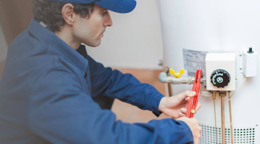 Local water heater installation in Duck River, TN